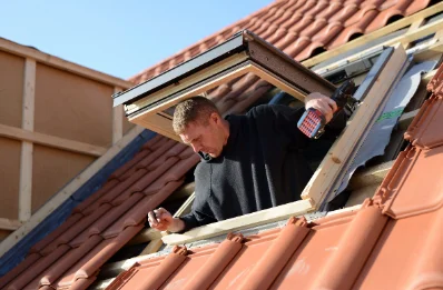 Pose de fenêtres de toit Velux à Geloux